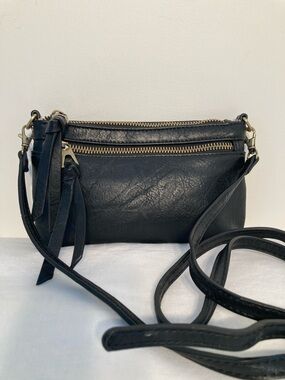 Shiraleah Teagan crossbody purse black PU